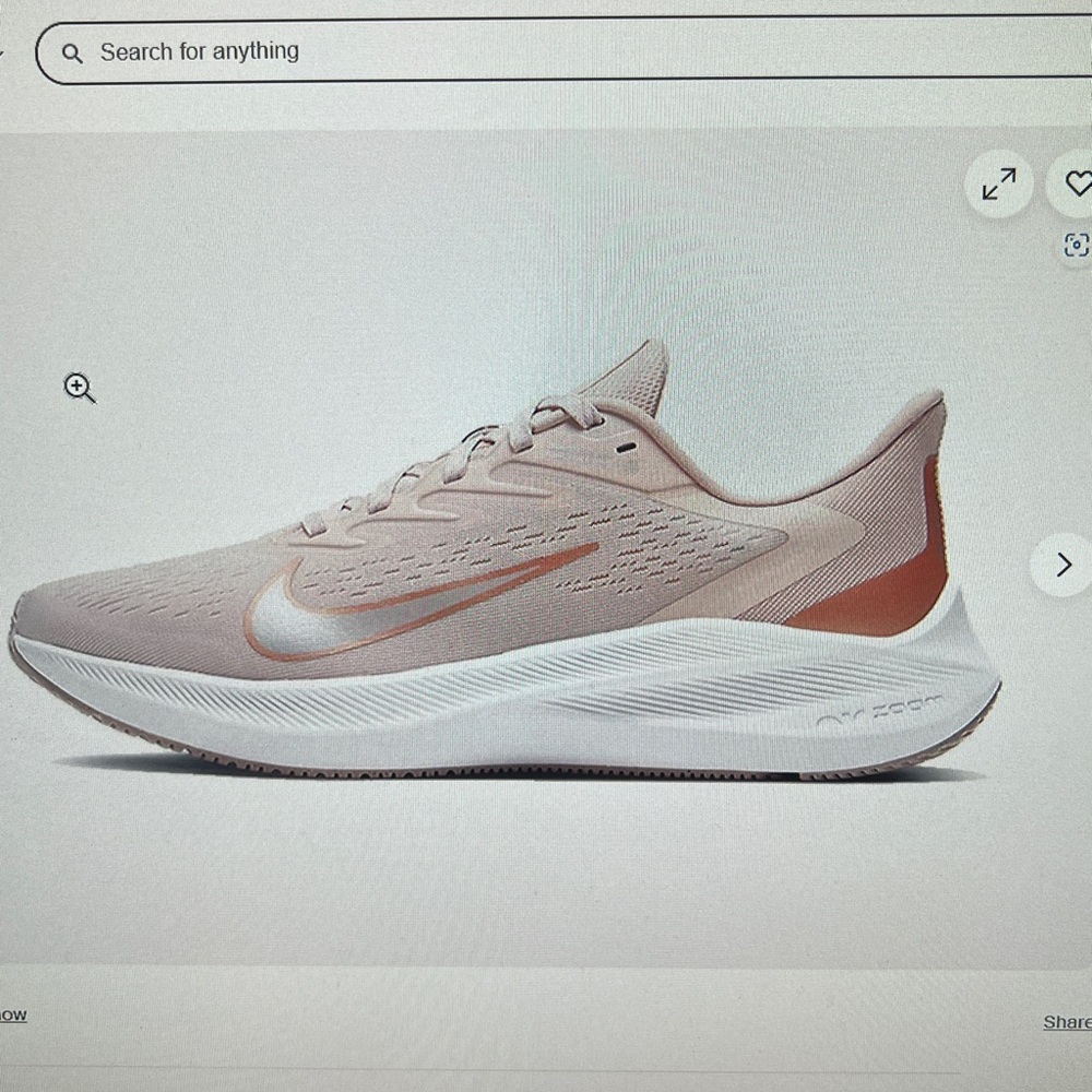 Nike Women's Zoom Winflo